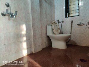 Bathroom in 1 BHK Apartment at Twilight Apartment, Powai – for Rent