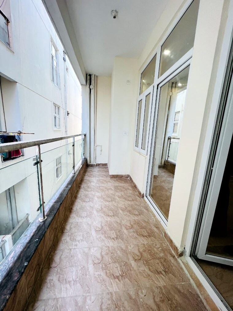 Balcony, knowledge park v greater noida 3 Bedroom 1550 Sq.Ft. Builder Floor In Knowledge Park V Greater Noida Greater Noida 9277987