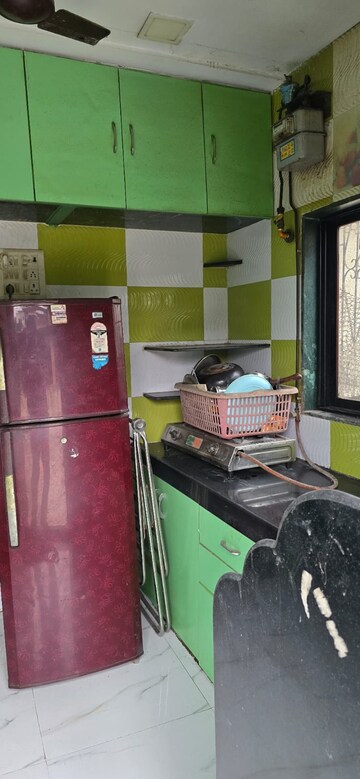 Kitchen in 2.5 BHK Apartment at Yashwant Arcade, Kopar Khairane – for Rent