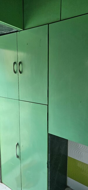 Furnished Amenities in 2.5 BHK Apartment at Yashwant Arcade, Kopar Khairane – for Rent