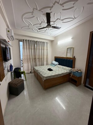Living Room in 2 BHK Builder Floor at Sector 40 – for Rent