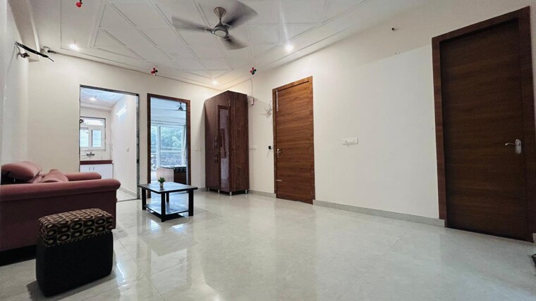 Room, sector 40 2 Bedroom 1460 Sq.Ft. Builder Floor In Sector 40 Gurgaon 9278022