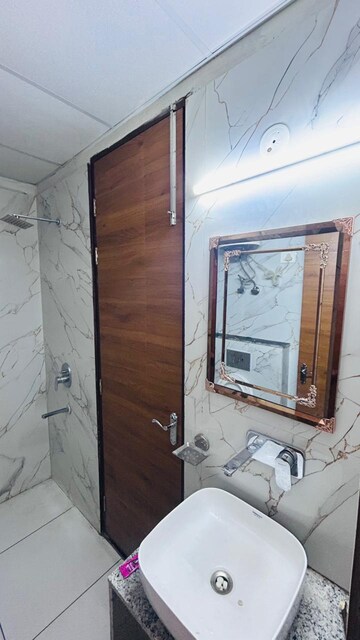 Bathroom in 2 BHK Builder Floor at Sector 40 – for Rent