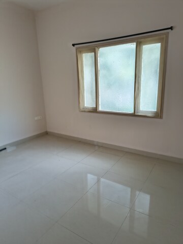 Room in 4 BHK Villa at Kowkoor – for Sale