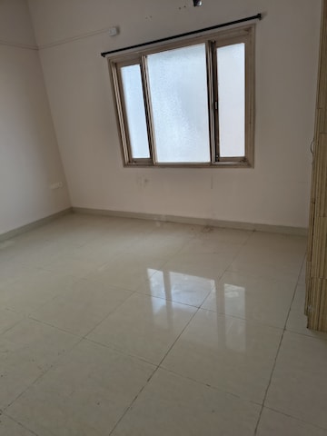 Room in 4 BHK Villa at Kowkoor – for Sale