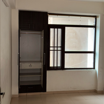 Room in 2 BHK Apartment at Auric City Homes, Neharpar Phase 2 – for Rent