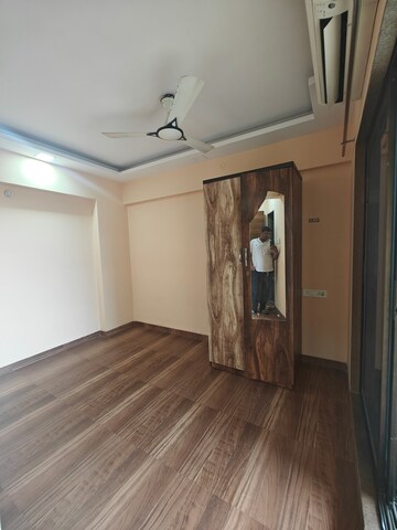 Room in 2 BHK Apartment at Juhi Lawns, Seawoods – for Rent