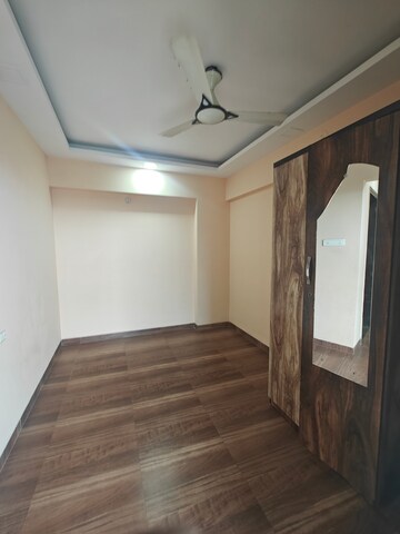 Room in 2 BHK Apartment at Juhi Lawns, Seawoods – for Rent