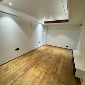 Room in 5 BHK Apartment at Azeagaia Botanica, Vrindavan Yojna – for Sale