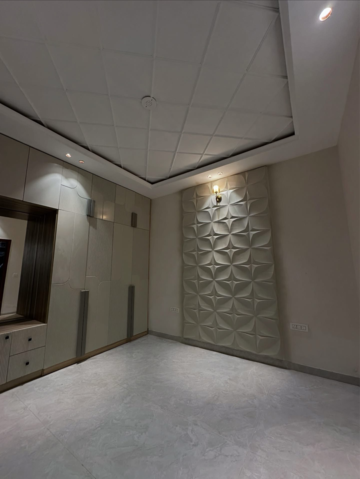 Room in 4 BHK Independent House at Sunny Enclave – for Sale