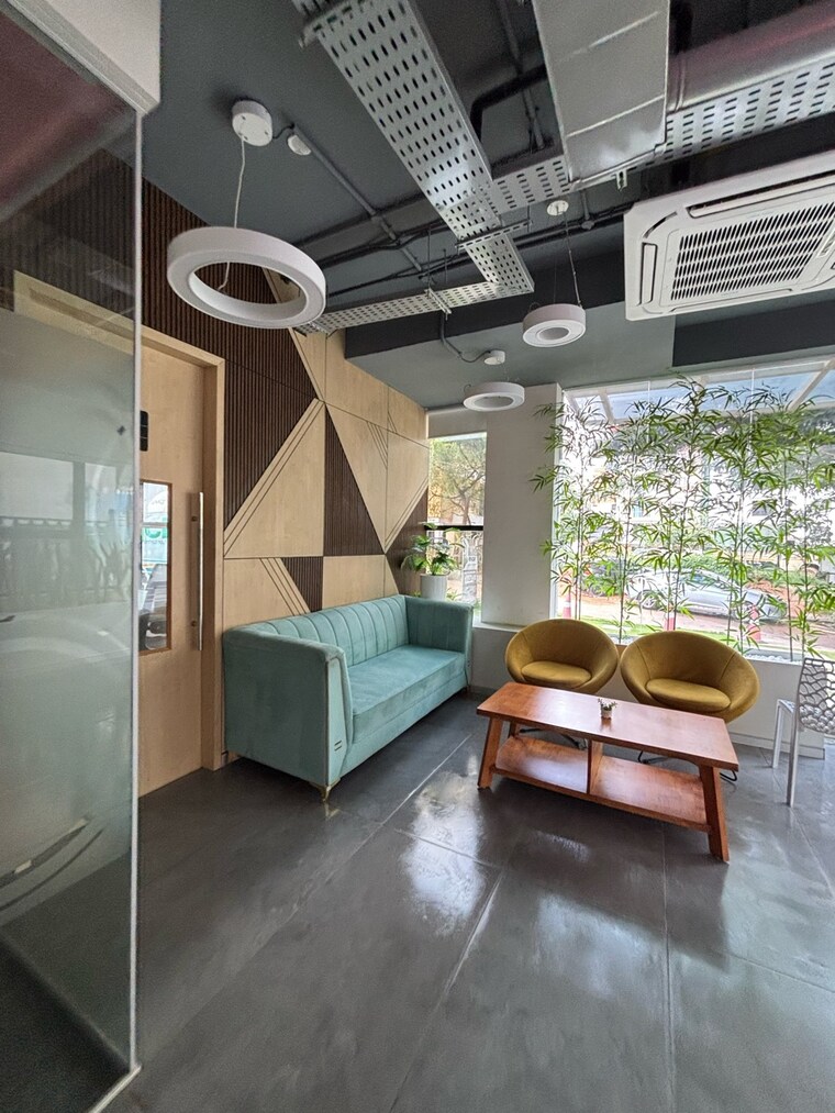 Team Area, challaghatta Commercial Office Space 4800 Sq.Ft. In Challaghatta Bangalore 9278122