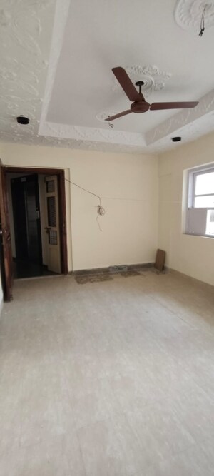 Living Room in 1 BHK Apartment at Silver Apartments Prabhadevi, Prabhadevi – for Rent