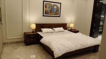 Bedroom in 4 BHK Builder Floor at Green Park – for Rent