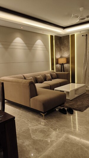 Living Room in 4 BHK Builder Floor at Green Park – for Rent