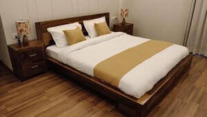 Bedroom in 4 BHK Builder Floor at Green Park – for Rent