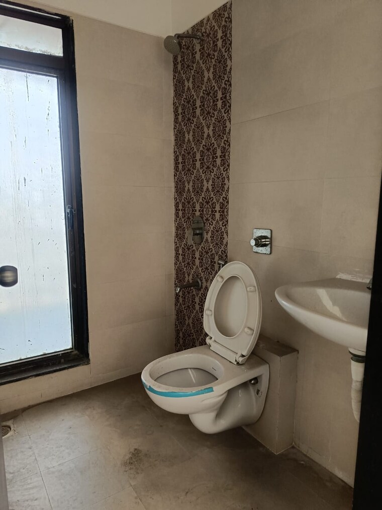 Bathroom, chembur 1 Bedroom 650 Sq.Ft. Apartment In Chembur Mumbai 9278148
