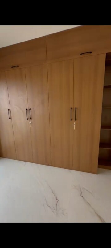 Bathroom in 3 BHK Apartment at Best Complex Andheri West, Andheri West – for Rent