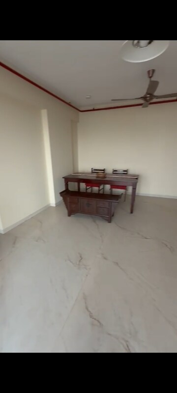 Living Room in 3 BHK Apartment at Best Complex Andheri West, Andheri West – for Rent