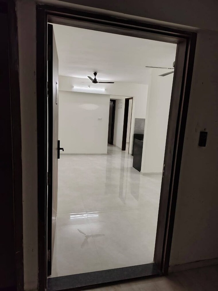 Room, dream-metropark-county 3 Bedroom 1001 Sq.Ft. Apartment In Balewadi Pune 9278160