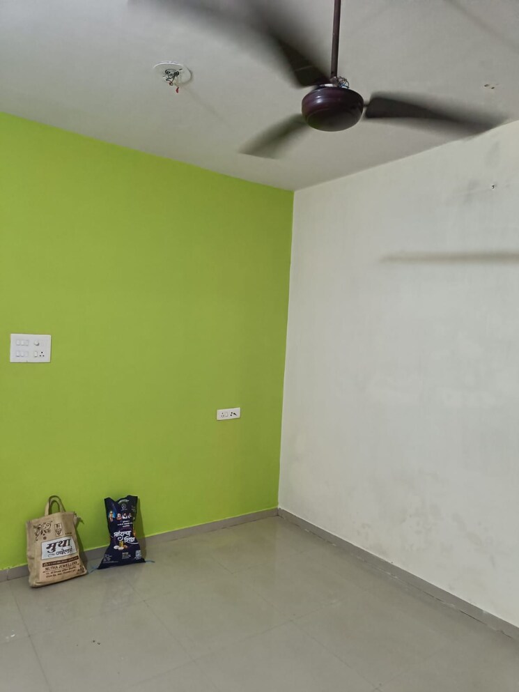 Room, matoshree-park 1 Bedroom 600 Sq.Ft. Apartment In Bhandup East Mumbai 9278163