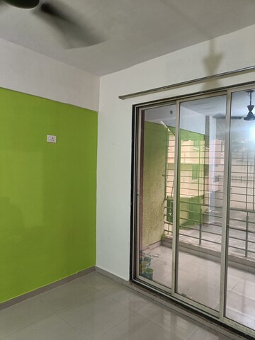 Room in 1 BHK Apartment at Matoshree Park, Bhandup East – for Rent