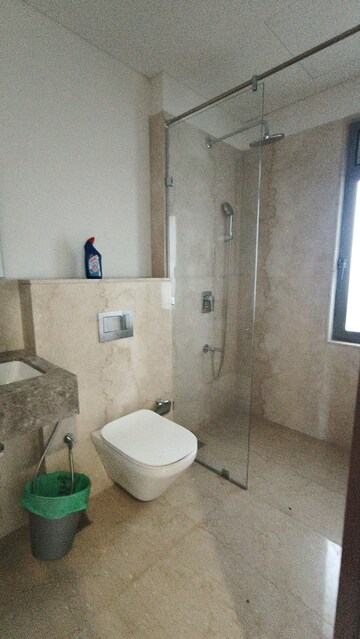 Attached Bathroom in 2 BHK Apartment at Piramal Mahalaxmi, Mahalaxmi – for Rent