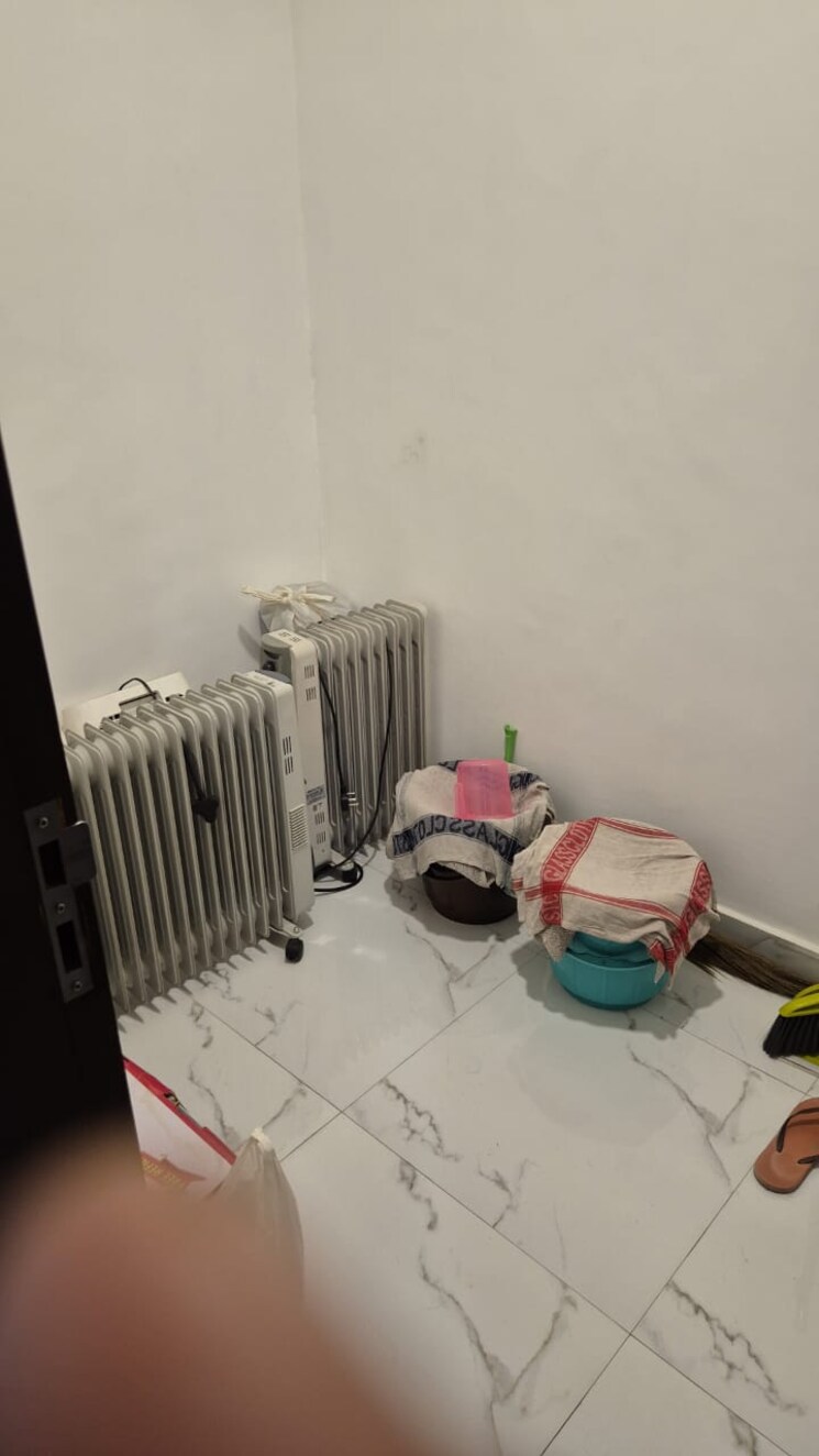 Master Bedroom, defence colony 3 Bedroom 217 Sq.Yd. Independent House In Defence Colony Delhi 9278171