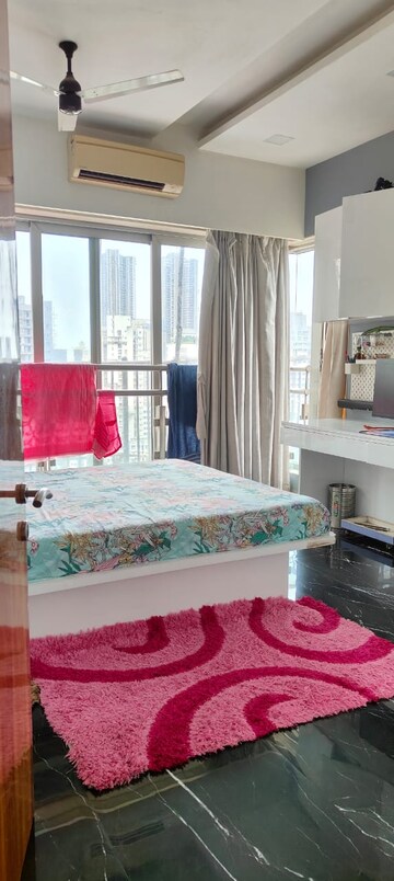 Bedroom in 3 BHK Apartment at Lodha Grandeur, Prabhadevi – for Rent