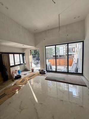 Balcony in 5 BHK Independent House at Greater Kailash – for Rent