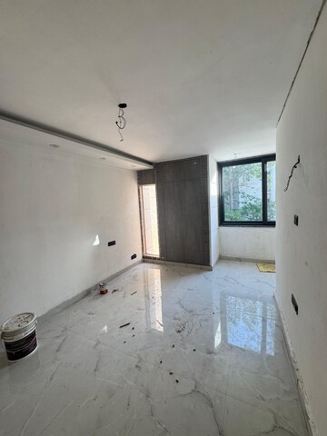 Living Room in 5 BHK Independent House at Greater Kailash – for Rent