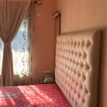 Bedroom in 2 BHK Apartment at Sankalp Apartment Bandra West, St. Peters Colony – for Rent