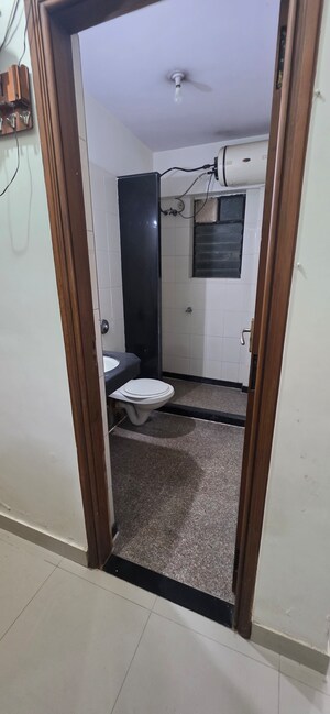 Furnished Amenities in 3 BHK Apartment at Vastu Tower, Malad West – for Rent