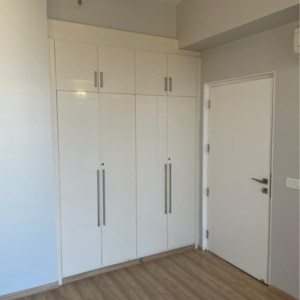 Room in 3 BHK Apartment at DLF The Ultima, Sector 81 – for Sale