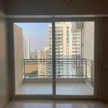Room in 3 BHK Apartment at DLF The Ultima, Sector 81 – for Sale