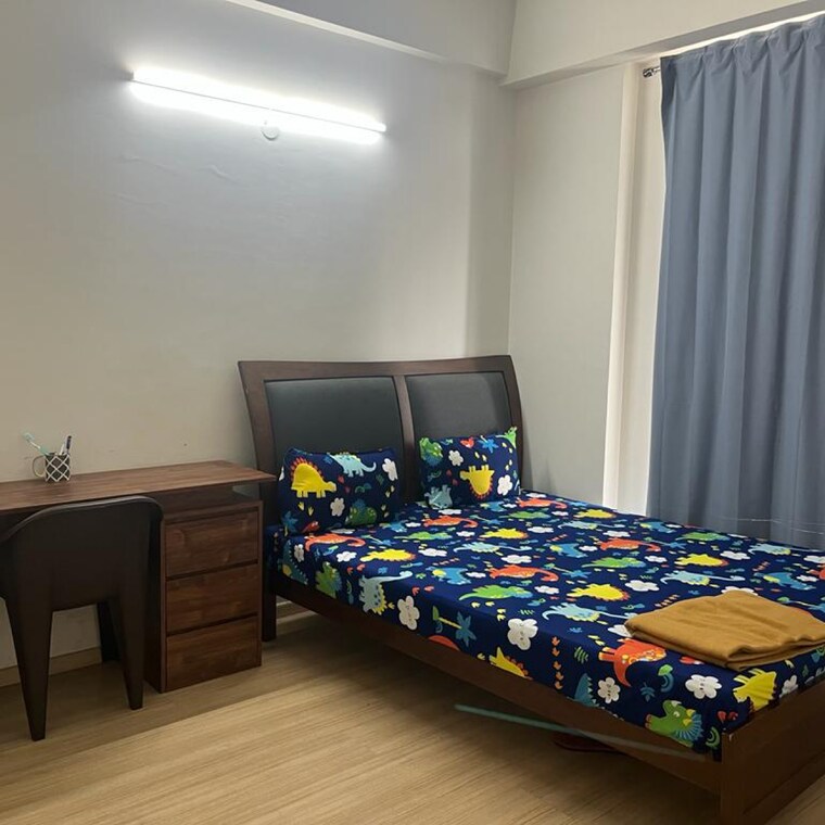 Bedroom, dlf-the-primus 3 Bedroom 2086 Sq.Ft. Apartment In Sector 82a Gurgaon 9278217