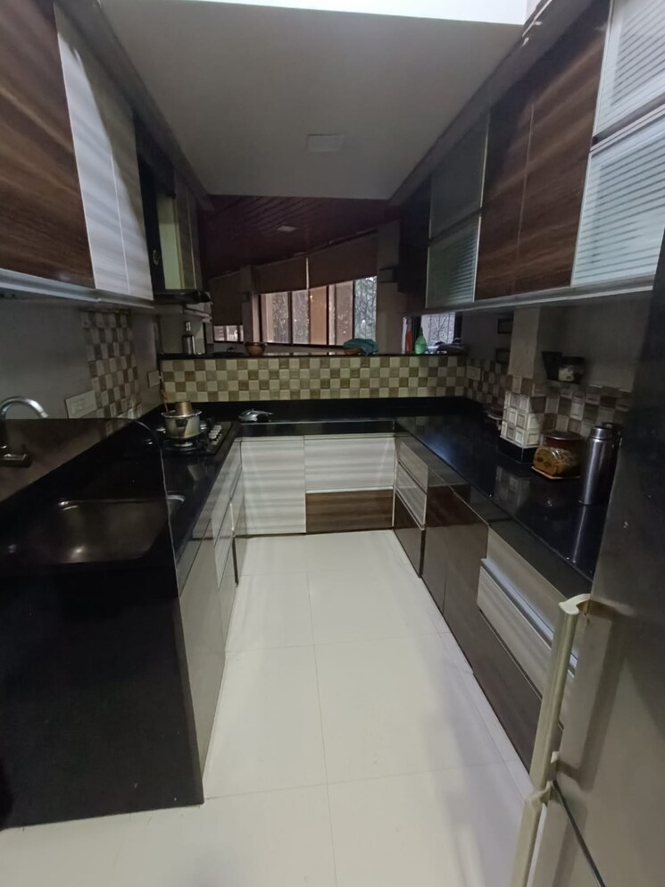 Kitchen, siddhi-gayatri-heritage 3 Bedroom 1700 Sq.Ft. Apartment In Kharghar Navi Mumbai 9278242