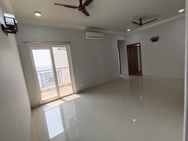 Room, central-park-flower-valley-aqua-front-towers 3 Bedroom 1750 Sq.Ft. Apartment In Sohna Sector 33 Gurgaon 9278270