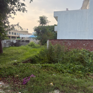  Plot – Garden View at NGK Kahlon Garden City, Vrindavan Yojna - for Sale