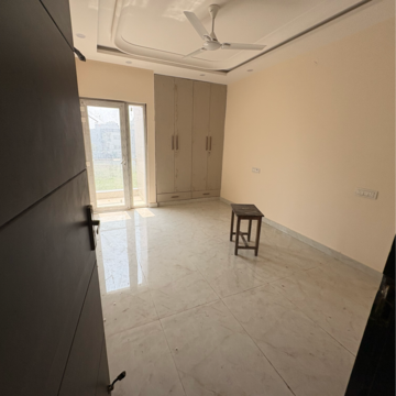 3 BHK Builder Floor For Sale in Sector 9