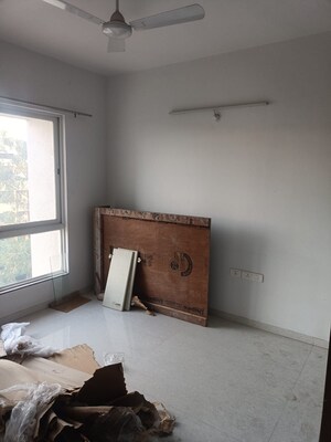 Room in 3 BHK Apartment at Paya CHS Aundh, Aundh – for Rent