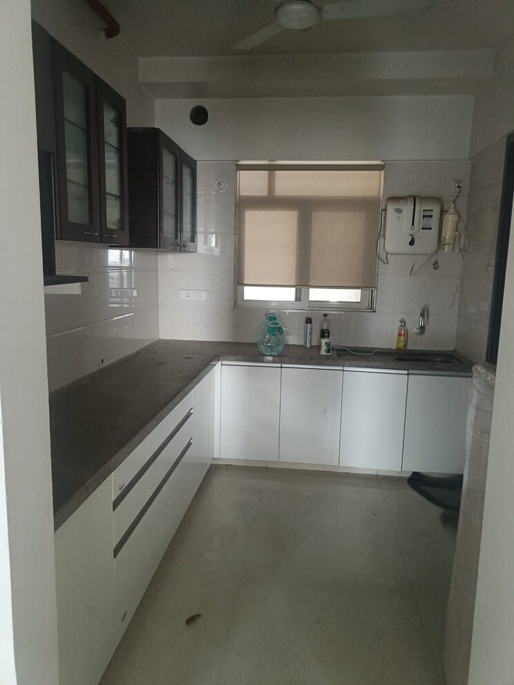 Kitchen, paya-chs-aundh 3 Bedroom 1000 Sq.Ft. Apartment In Aundh Pune 9278322