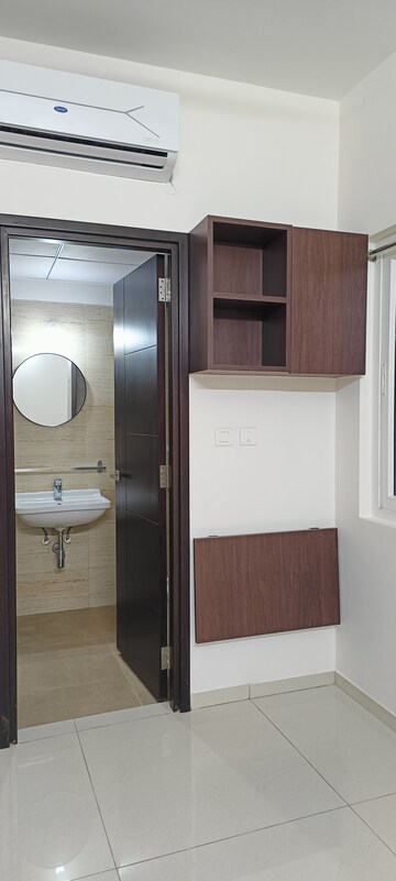 Bathroom in 3 BHK Apartment at Rajapushpa Provincia, Narsingi – for Rent