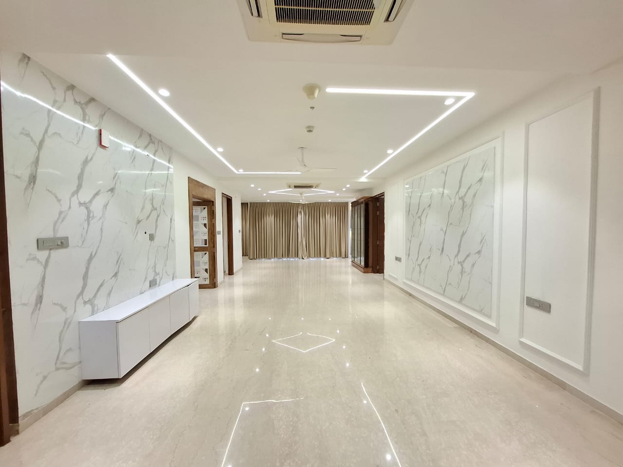 3 BHK + Pooja Room,Servant Room Apartment For Rent in My Home Bhooja