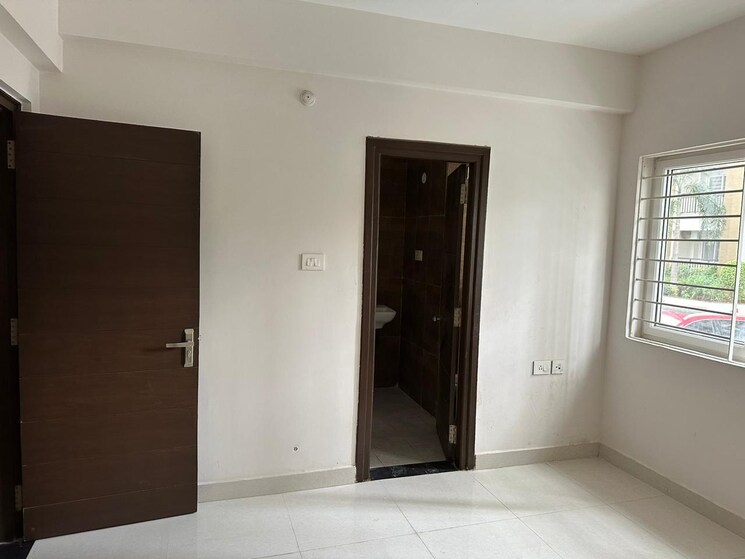 Room, smr-vinay-iconia-hyderabad 4 Bedroom 2925 Sq.Ft. Apartment In Kondapur Hyderabad 9278384