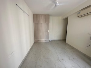 Room in 3 BHK Apartment at Altura Apartments, Ghazipur – for Rent