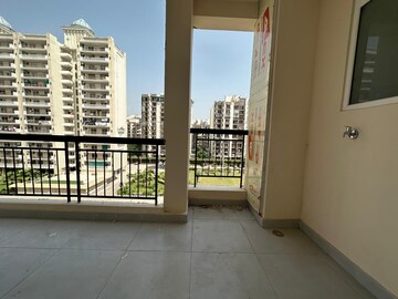 Room in 3 BHK Apartment at Altura Apartments, Ghazipur – for Rent