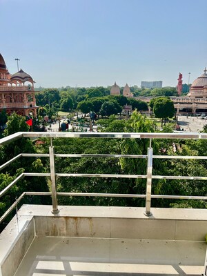 Balcony in 1 BHK Builder Floor at Aradhana Greens, Haryawala – for Rent