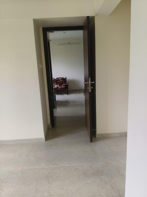 Room in 1.5 BHK Apartment at Dosti West County, Balkum Pada – for Rent