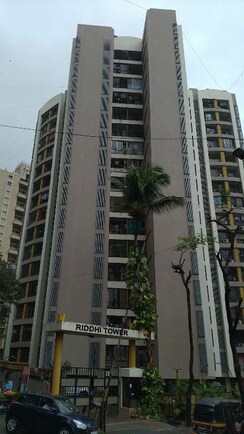 2 BHK Apartment For Sale in Riddhi Tower