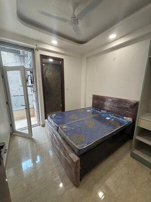 Room in 1 BHK Apartment at Grah Greenview Apartments, Kasturi Nagar – for Rent